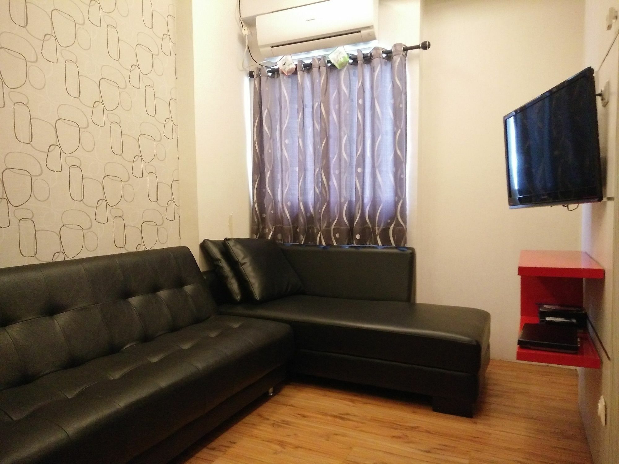 The Suites Metro Apartment - Putri Bandung Buitenkant foto