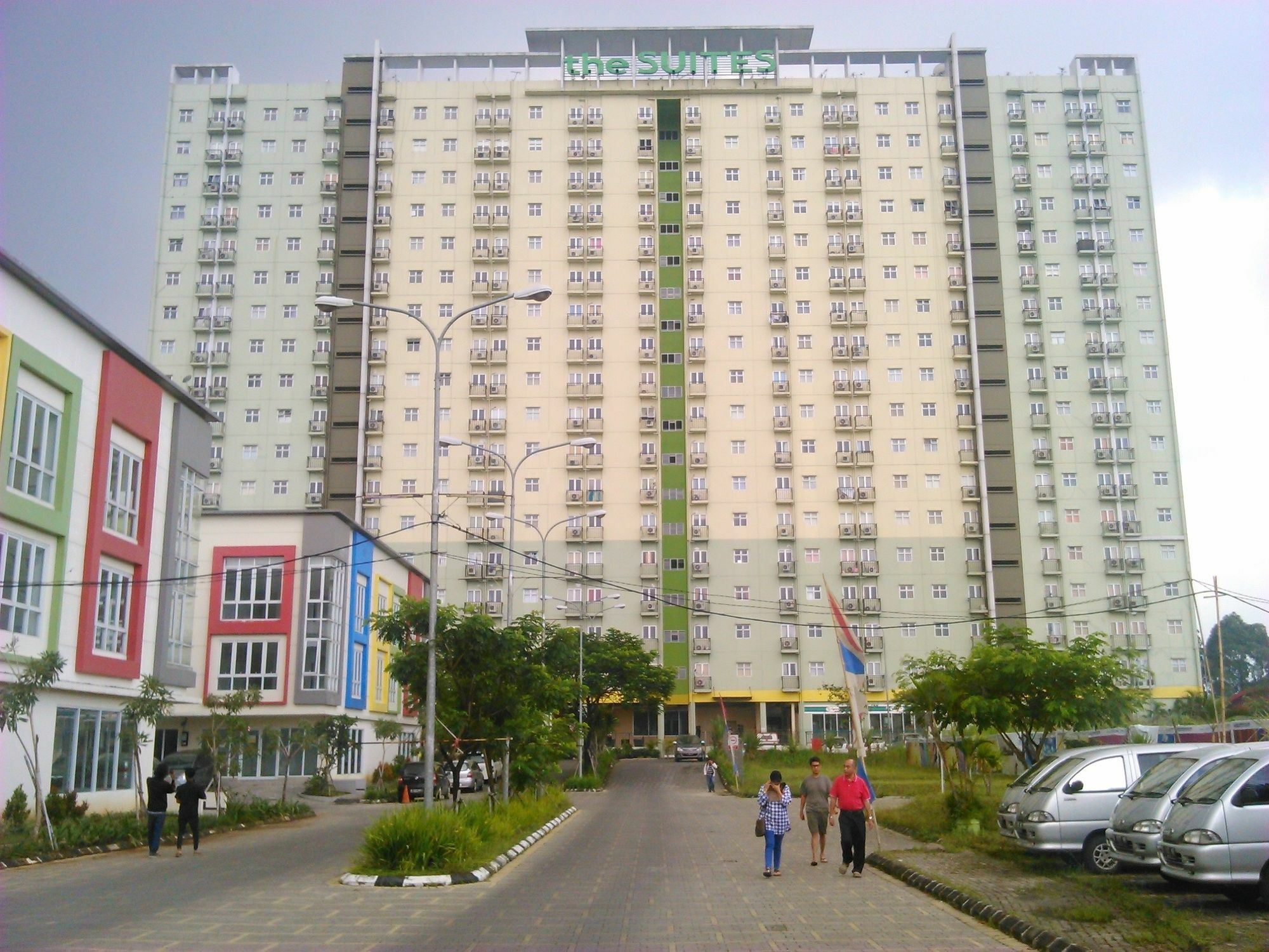 The Suites Metro Apartment - Putri Bandung Buitenkant foto